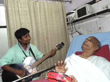 doctor-with-guitar